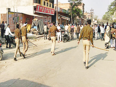 Murder at several places on fake vote in Gurasahyganj