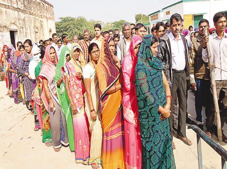 bumper voting in dehat, 74.6 voting 