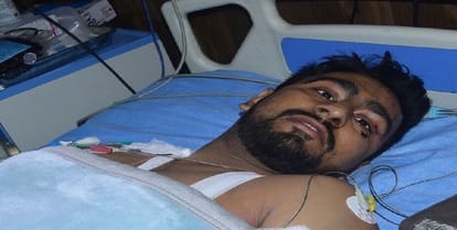 Fast moving car into the truck engineer with 2 killed two injured