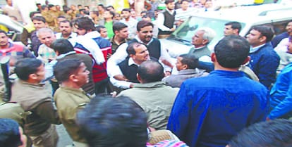 RLD and the BJP Battle between firing grapple with police