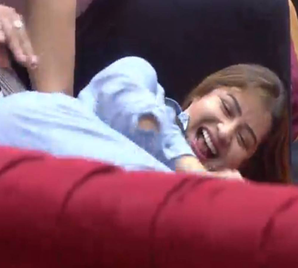 shilpa shinde oops moment in bigg boss house