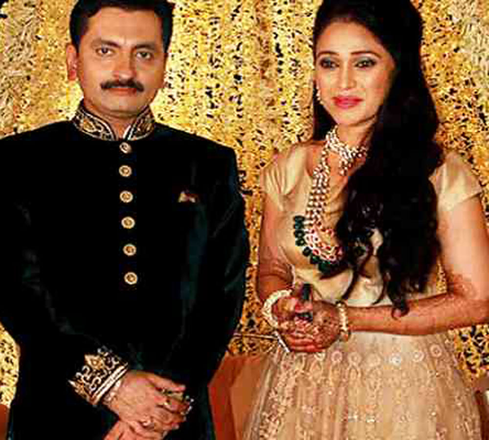 disha vakani blessed with a baby girl in mumbai