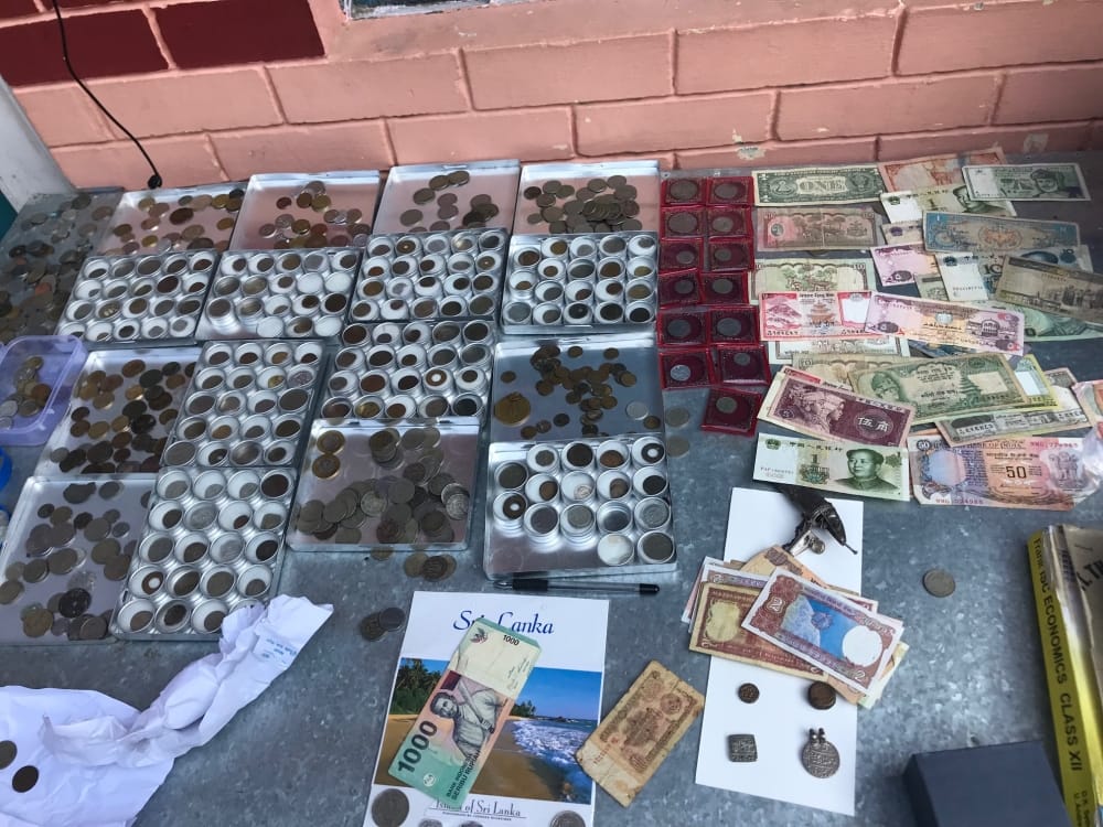 Collection of four thousand coins of 40 countries