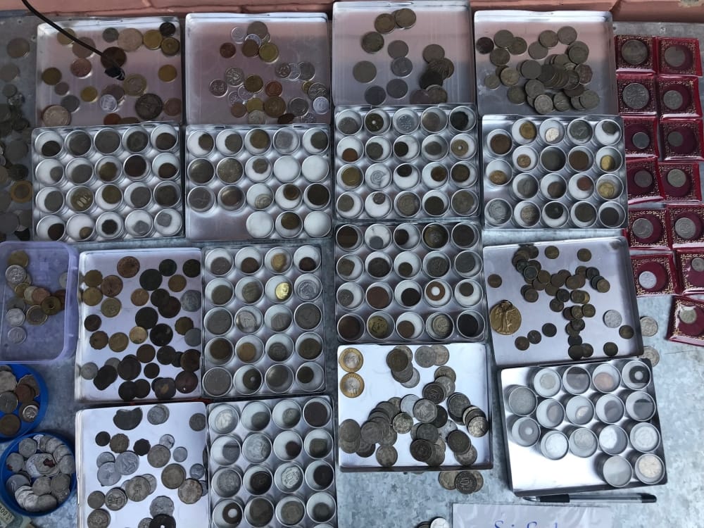 Collection of four thousand coins of 40 countries
