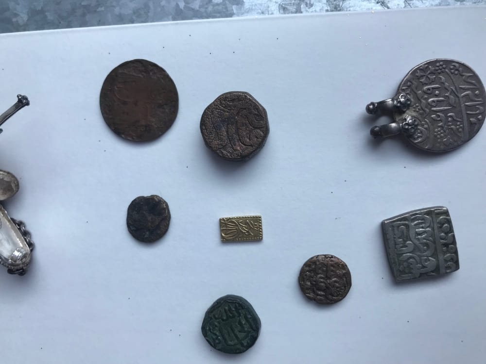 Collection of four thousand coins of 40 countries