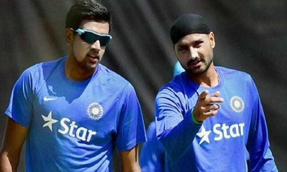 Harbhajan singh is more attacking bowler than R Ashwin- Matthew Hayden