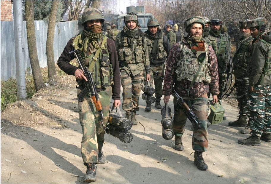 ied blast in akhnoor jammu and kashmir, three army soldiers injured