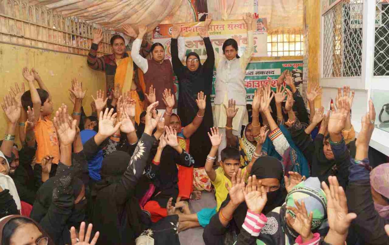 varanasi muslim women make draft for Triple talaq