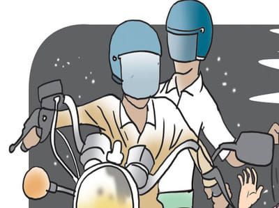 brave daughter beat mobile thief at jaunpur