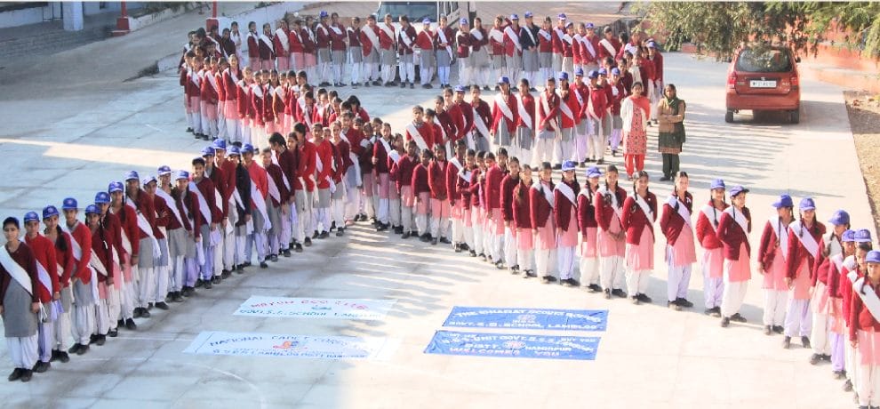 भाषण प्रतियोगिता में रजनी ने हासिल किया पहला स्थान