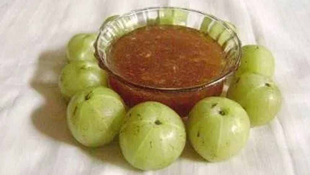Recipe of lip smacking amla asafoetida chutney