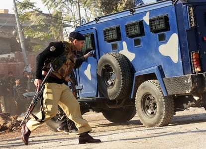 Terror attack in pakistan Peshawar Agricultural Training Institute on Friday morning 9 dead