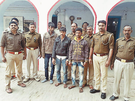 three caught while packaging illegal meat