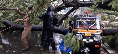 Cyclone ockhi In Kerala claimed many lives in southern states of india, many fishermen are missing