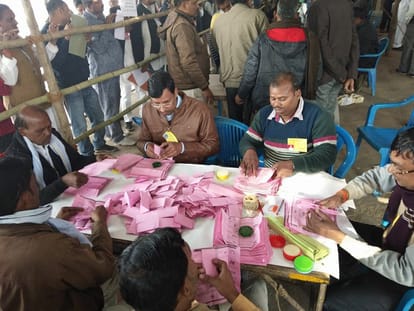 gangapur nagar panchayat chairmain win congress