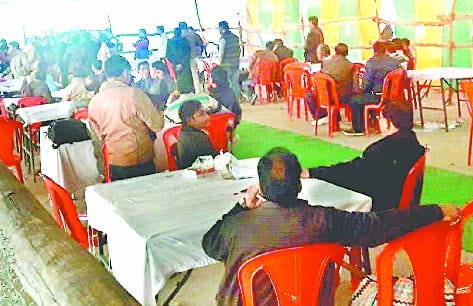 पुनर्मतगणना की मांग पर अड़े भाजपाई