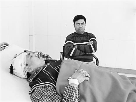 Protea-On-Car, Etawah Project Director injured