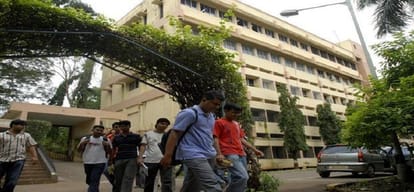 AICTE would be asked stop operations to 300 private engineering colleges from next academic session.