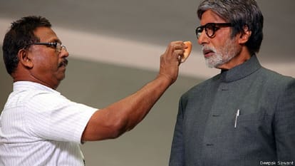 Deepak Sawant makeup artist of bollywood star Amitabh Bachchan