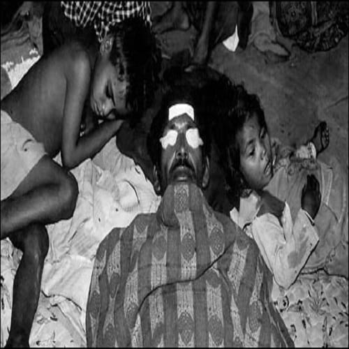 Bhopal gas Disaster Union Carbide pesticide plant on 3 december 1984, See Photos