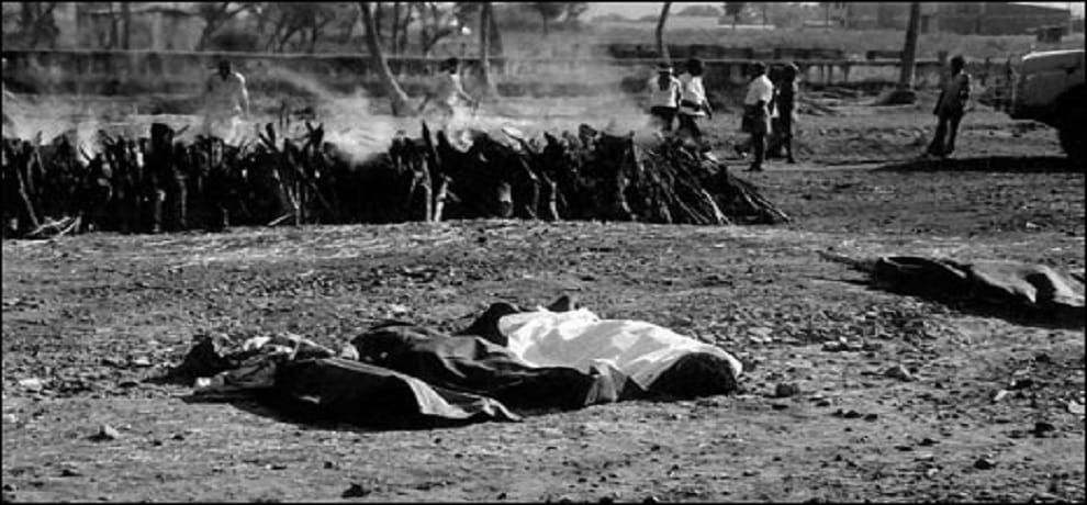know every thing about BHOPAL gas tragedy Union Carbide pesticide plant on 3 december 1984