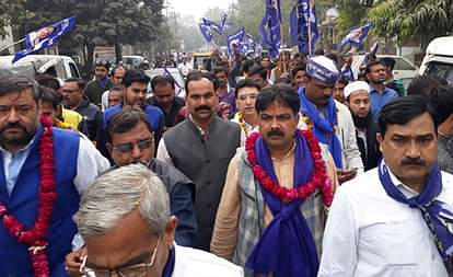 AGAR NAGAR NIGAM BSP CANDIDATE ACCEPTED HIS DEFEAT AND SAID HE LOSE BECAUSE OF SP AND CONGRESS