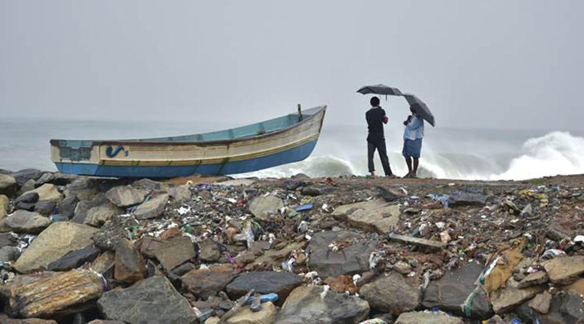 southern India is facing terror of cyclone ockhi now pm Narendra Modi promise for help
