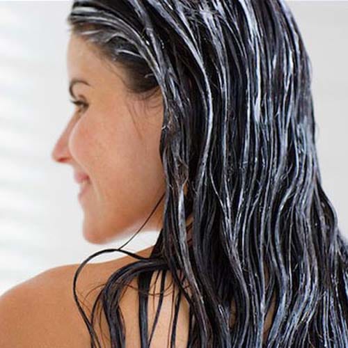 3 homemade hair packs for dry and lifeless hairs