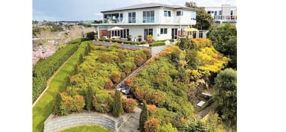 Indian couple botanical garden came to limelight in new zealand