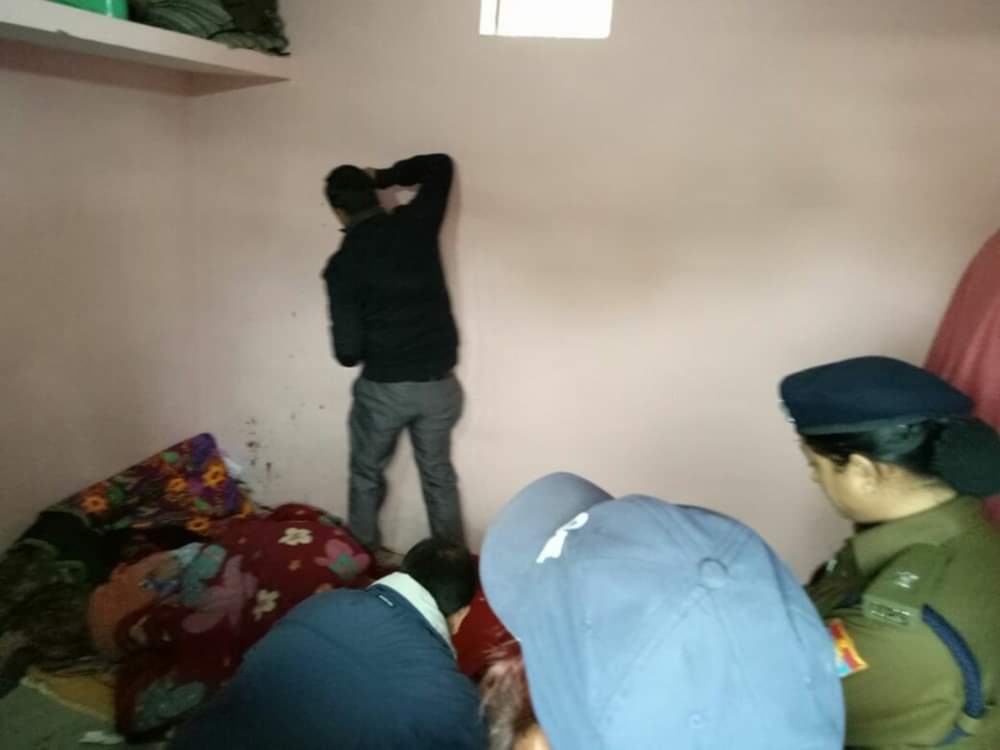 horrible photos of Husband murdered his wife by axe in dehradun