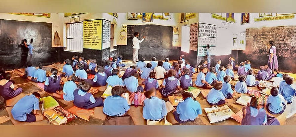 five classes running in one room with only one teacher to teach in mahasamund