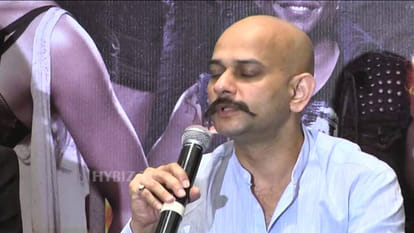 film director vijay krishna acharya Thugs of Hindostan will release on 2018