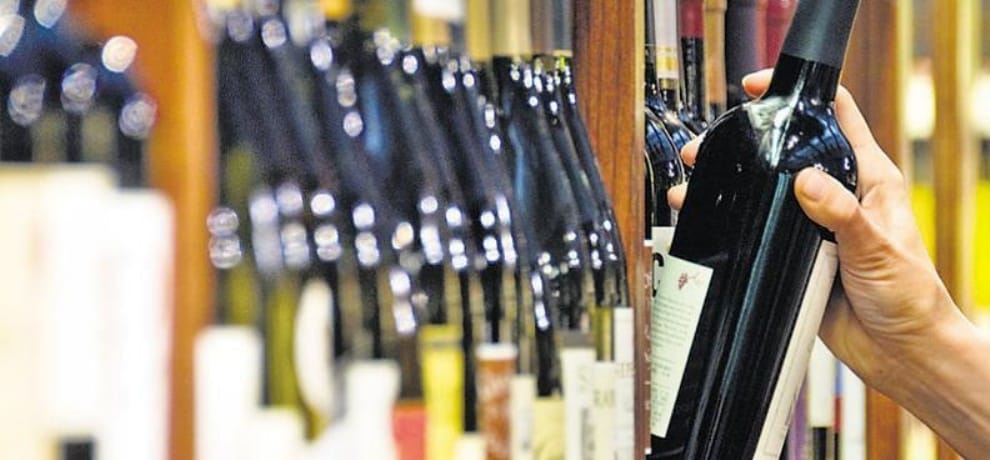 illegal drinks from foreign caught from the bars and hotels of cannaught place