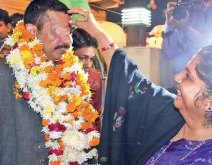 CRPF commandant Chetan Cheetah reached home