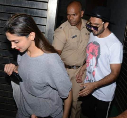 Ranveer Singh and Deepika Padukone spotted at Zoya Akhtar house