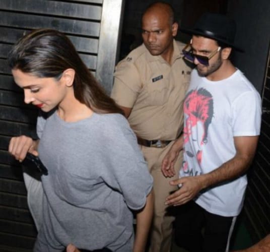 Ranveer Singh and Deepika Padukone spotted at Zoya Akhtar house