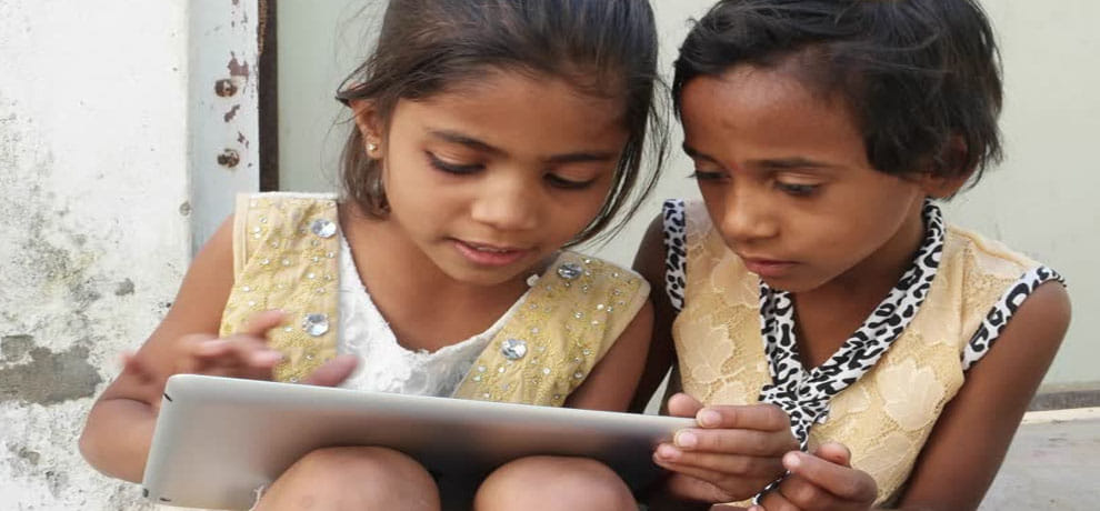 overuse of mobile is dangerous for your eyes