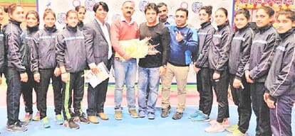 hamirpur team winners in girls' relay race