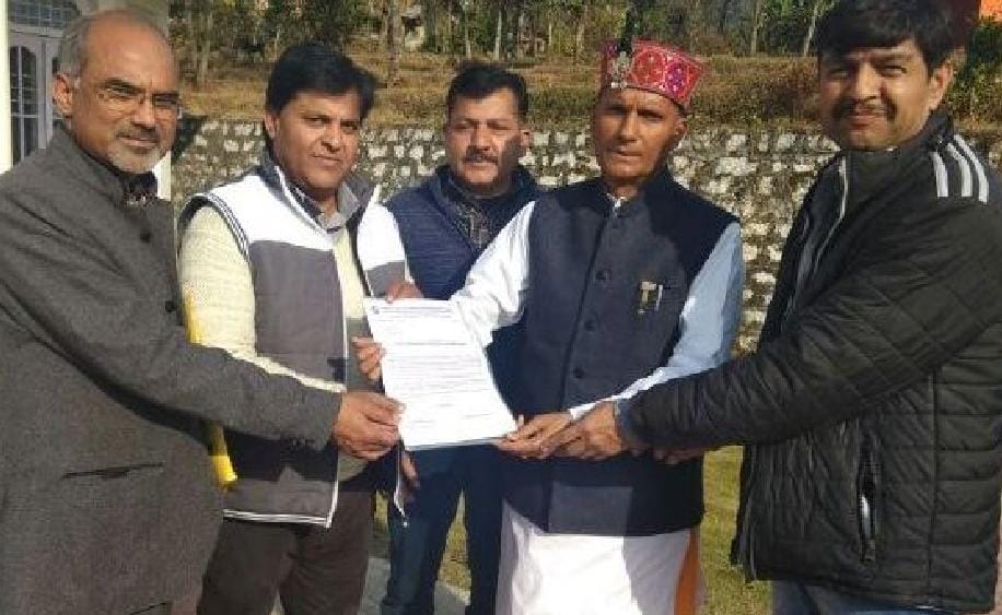 डीसी शर्मा को जबरन सेवानिवृत्त करने पर संघ उग्र