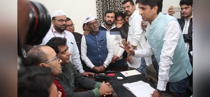 kumar vishwas to launch aap version two anti virus
