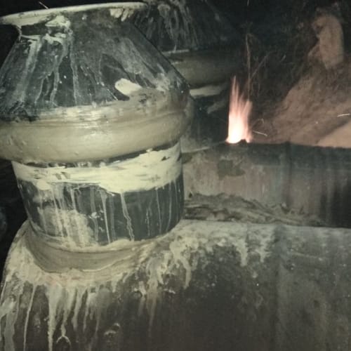 police destroyed 1600 litre raw liquor at naina devi