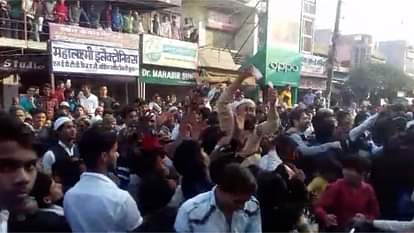 VIRAL VIDEO OF INDEPENDENT CANDIDATE FROM BAGHPAT FIRING AFTER HIS WIN