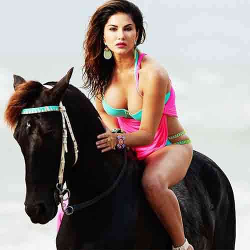 sunny leone is the most searchable bollywood heroine in social media