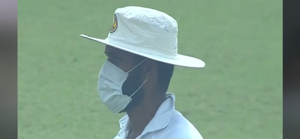 sri lankan players wore mask due to pollution in between the match in firozshah kotla