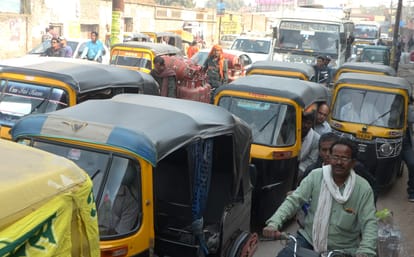 Traffic police not active after minister instructions in varanasi