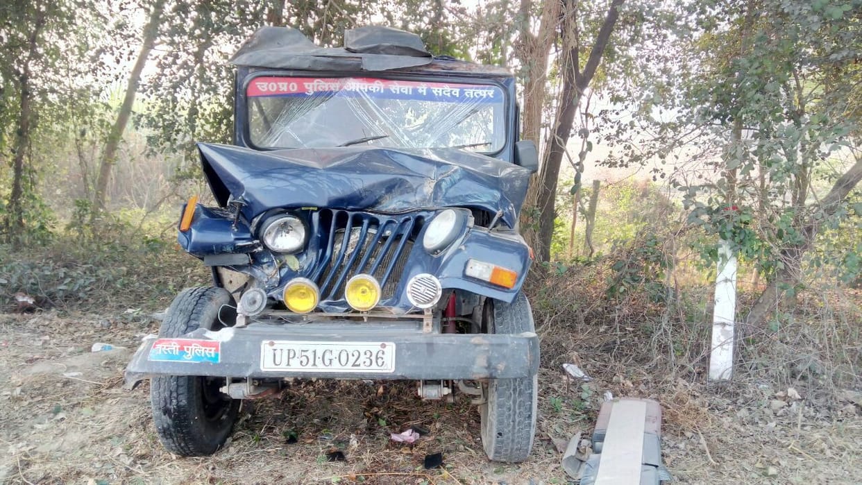 during petroling police jeep fall