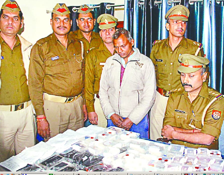 This is a vicious, stealing robbery in the train, millions of jewelery recovered 