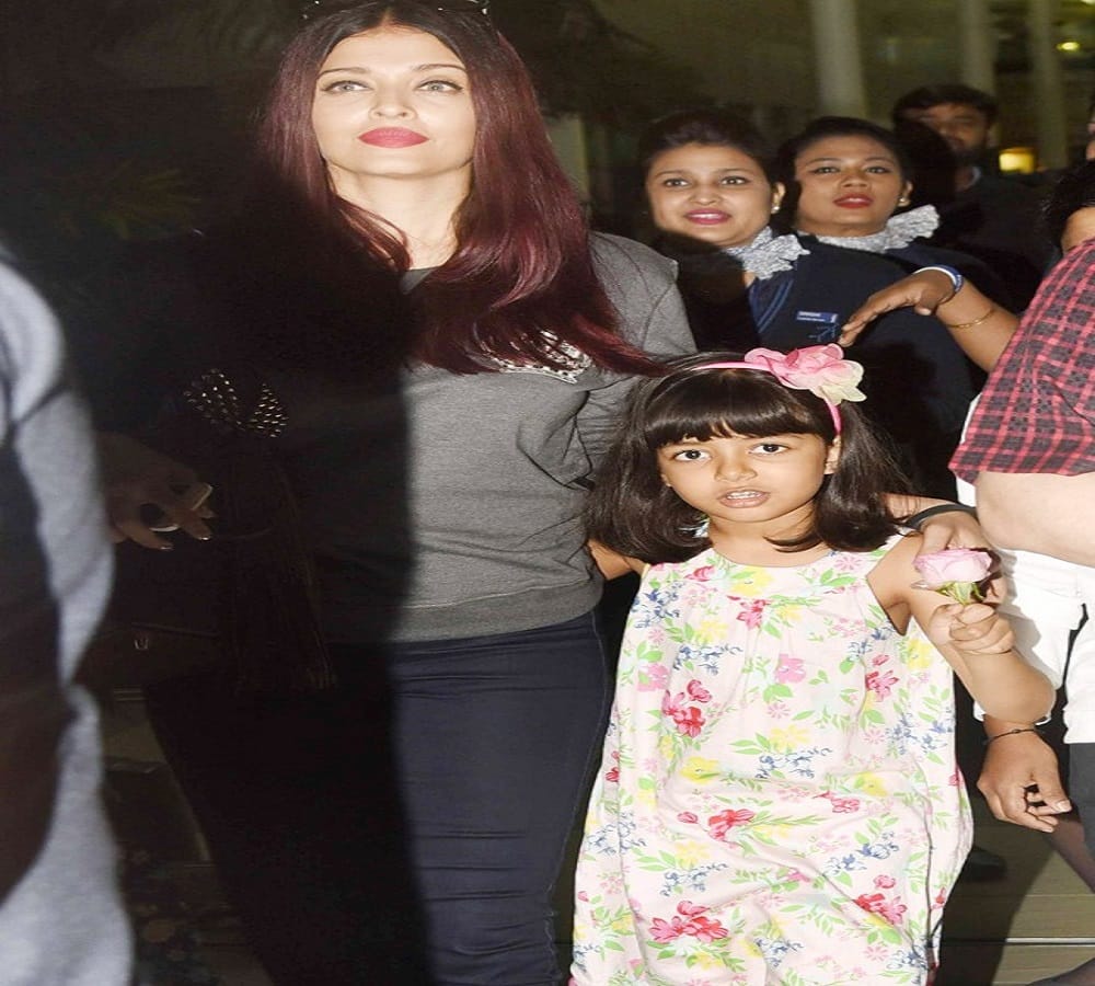 aishwarya rai attends cousin wedding with aaradhya bachchan and vrinda rai