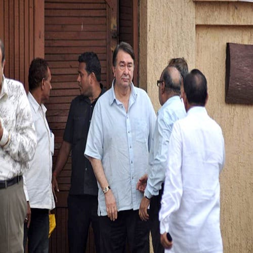 Rishi Kapoor stopped shooting and randhir kapoor became emotional after Shashi Kapoor's death