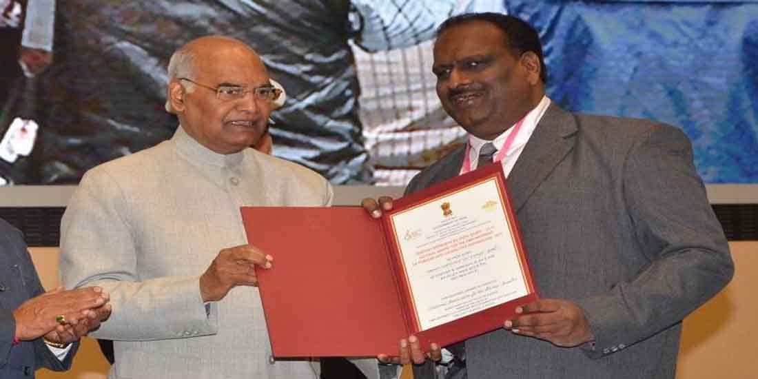 Vimal Dengla has been honored by the President